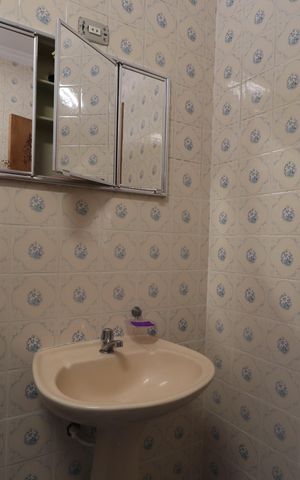 Casa à venda com 137m², 3 quartos e 2 vagasBanheiro