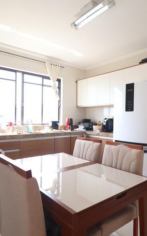 Casa à venda com 137m², 3 quartos e 2 vagasCozinha