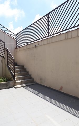 Casa à venda com 137m², 3 quartos e 2 vagasQuintal