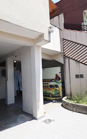 Casa à venda com 137m², 3 quartos e 2 vagasQuintal
