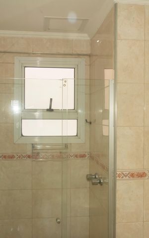 Apartamento à venda com 97m², 3 quartos e 2 vagasBanheiro