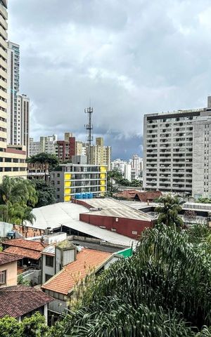 Apartamento à venda com 136m², 4 quartos e 3 vagas Apartamento à venda com 136m², 4 quartos e 3 vagasVista Sala