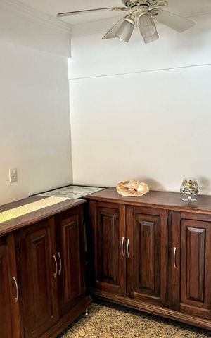 Apartamento à venda com 136m², 4 quartos e 3 vagas Apartamento à venda com 136m², 4 quartos e 3 vagasSala