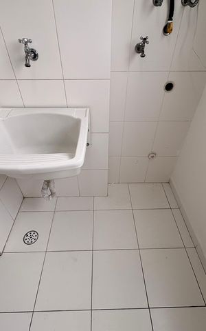 Apartamento à venda com 75m², 2 quartos e 2 vagas Apartamento à venda com 75m², 2 quartos e 2 vagasÁrea de serviço