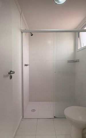 Apartamento à venda com 75m², 2 quartos e 2 vagas Apartamento à venda com 75m², 2 quartos e 2 vagasBanheiro da Suíte