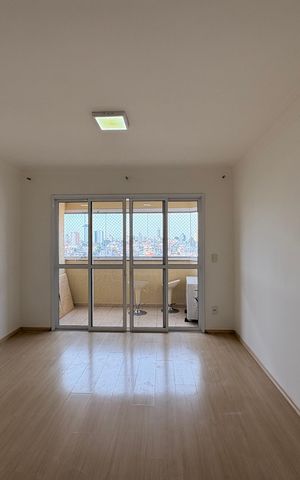 Apartamento à venda com 75m², 2 quartos e 2 vagas Apartamento à venda com 75m², 2 quartos e 2 vagasSala