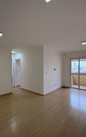 Apartamento à venda com 75m², 2 quartos e 2 vagas Apartamento à venda com 75m², 2 quartos e 2 vagasSala