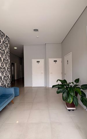 Apartamento à venda com 75m², 2 quartos e 2 vagas Apartamento à venda com 75m², 2 quartos e 2 vagasHall social