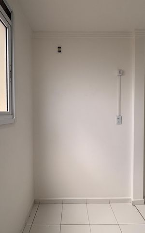 Apartamento à venda com 75m², 2 quartos e 2 vagas Apartamento à venda com 75m², 2 quartos e 2 vagasÁrea de serviço