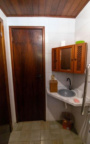 Casa de condomínio à venda com 456m², 6 quartos e 5 vagas Casa de condomínio à venda com 456m², 6 quartos e 5 vagasCasa 2 Banheiro da Suíte 1