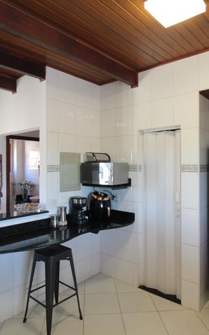 Casa à venda com 370m², 5 quartos e 8 vagasCozinha