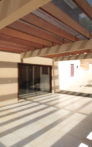 Casa à venda com 370m², 5 quartos e 8 vagasGaragem