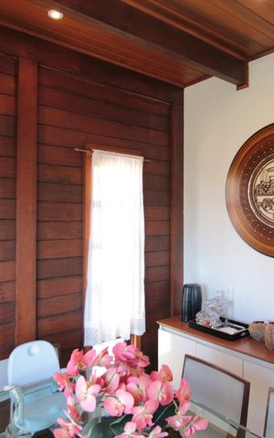Casa à venda com 370m², 5 quartos e 8 vagasCopa