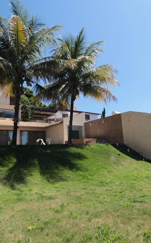 Casa à venda com 370m², 5 quartos e 8 vagasÁrea Externa