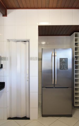 Casa à venda com 370m², 5 quartos e 8 vagasCozinha