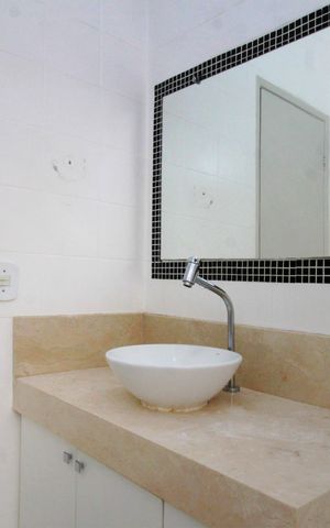 Apartamento à venda com 67m², 3 quartos e 1 vagaBanheiro Social
