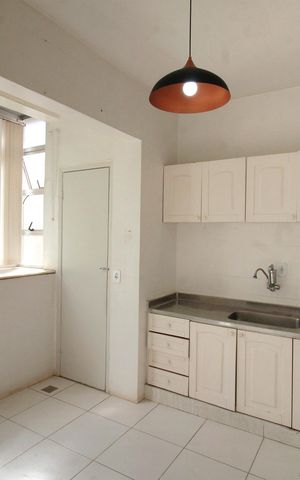 Apartamento à venda com 67m², 3 quartos e 1 vagaÁrea de Serviço