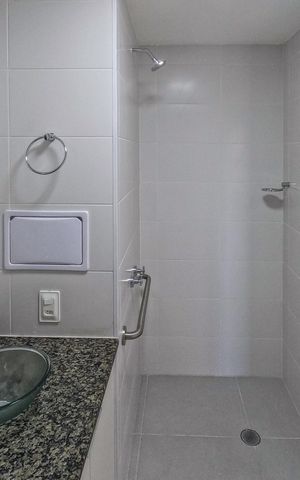 Studio à venda com 27m², 1 quarto e sem vaga Studio à venda com 27m², 1 quarto e sem vagaBanheiro