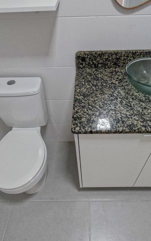 Studio à venda com 27m², 1 quarto e sem vaga Studio à venda com 27m², 1 quarto e sem vagaBanheiro