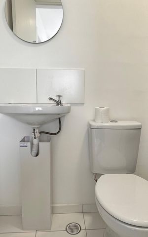 Apartamento para alugar com 36m², 2 quartos e 1 vaga Apartamento para alugar com 36m², 2 quartos e 1 vagaBanheiro