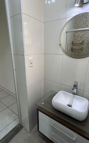Apartamento à venda com 87m², 2 quartos e 1 vagaBanheiro