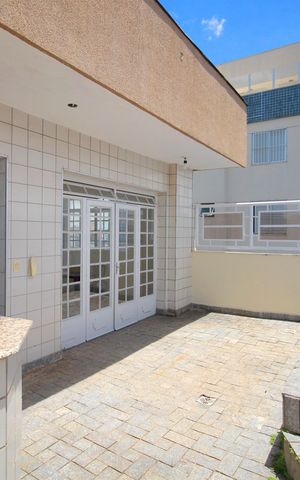 Apartamento à venda com 200m², 3 quartos e 1 vagaCobertura