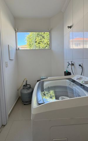 Casa de condomínio à venda com 270m², 3 quartos e 3 vagasÁrea de Serviço