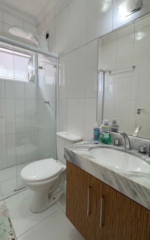 Casa de condomínio à venda com 270m², 3 quartos e 3 vagasBanheiro Corredor