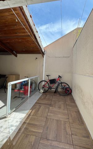 Casa de condomínio à venda com 270m², 3 quartos e 3 vagasQuintal
