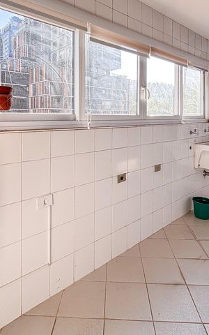 Apartamento à venda com 130m², 3 quartos e 1 vagaÁrea de Serviço