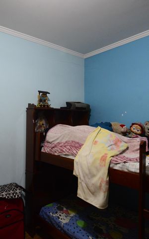Casa à venda com 180m², 4 quartos e 10 vagasSuíte 2