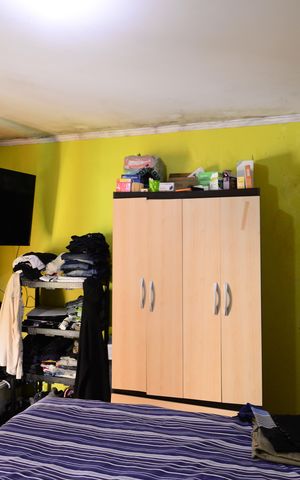 Casa à venda com 180m², 4 quartos e 10 vagasSuíte 3