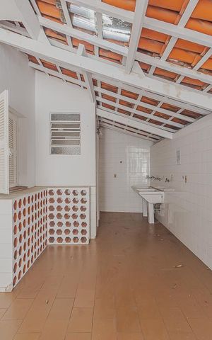 Casa à venda com 336m², 4 quartos e 4 vagasÁrea de Serviço