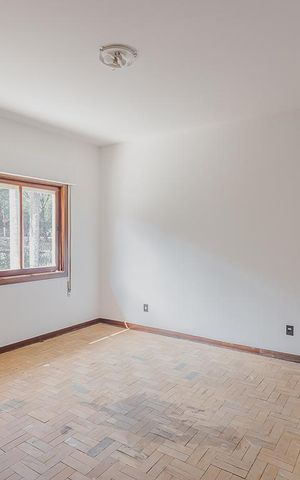 Casa à venda com 336m², 4 quartos e 4 vagasQuarto 2