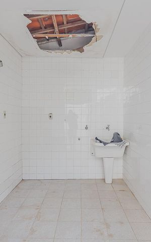 Casa à venda com 336m², 4 quartos e 4 vagasÁrea de Serviço
