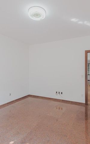 Casa à venda com 336m², 4 quartos e 4 vagasSala 3