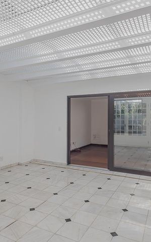 Casa à venda com 336m², 4 quartos e 4 vagasSala 2
