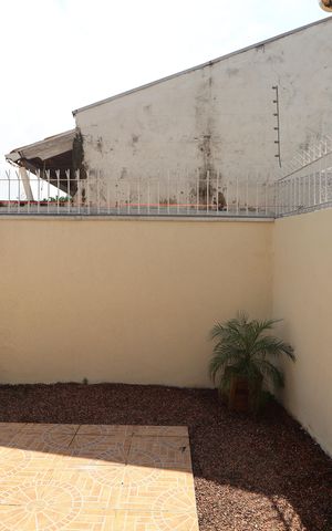 Casa à venda com 87m², 2 quartos e 1 vagaÁrea externa