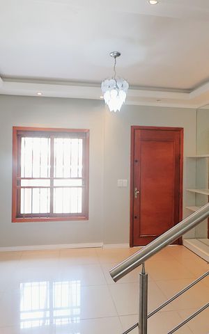 Casa à venda com 87m², 2 quartos e 1 vagaSala