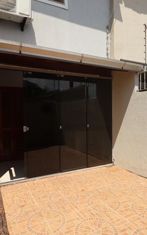 Casa à venda com 87m², 2 quartos e 1 vagaÁrea externa