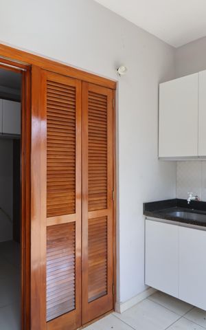 Casa à venda com 87m², 2 quartos e 1 vagaÁrea de Serviço