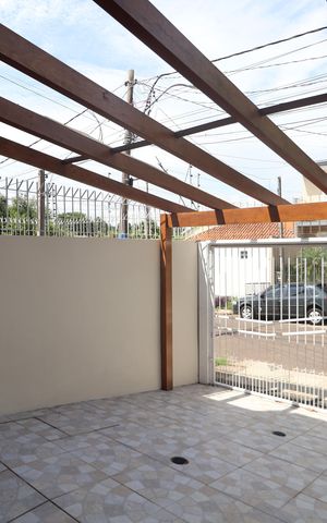 Casa à venda com 87m², 2 quartos e 1 vagaÁrea externa