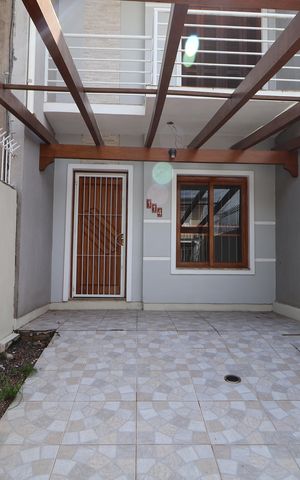 Casa à venda com 87m², 2 quartos e 1 vagaÁrea externa