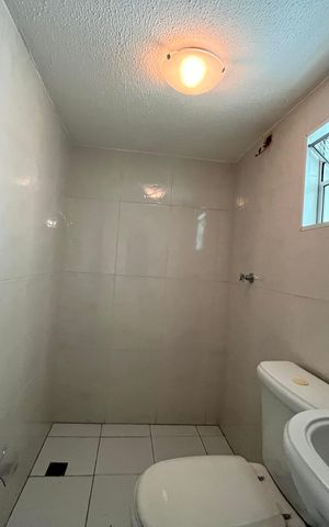 Casa à venda com 230m², 4 quartos e 4 vagas Casa à venda com 230m², 4 quartos e 4 vagasBanheiro do Escritório
