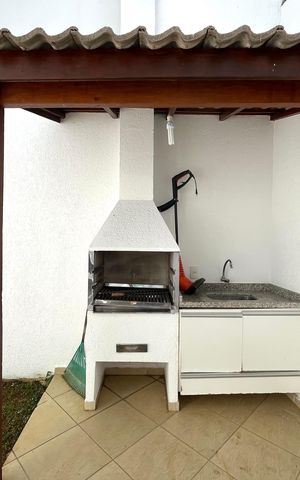 Casa à venda com 230m², 4 quartos e 4 vagas Casa à venda com 230m², 4 quartos e 4 vagasChurrasqueira