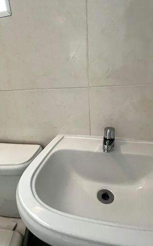 Casa à venda com 230m², 4 quartos e 4 vagas Casa à venda com 230m², 4 quartos e 4 vagasBanheiro do Escritório