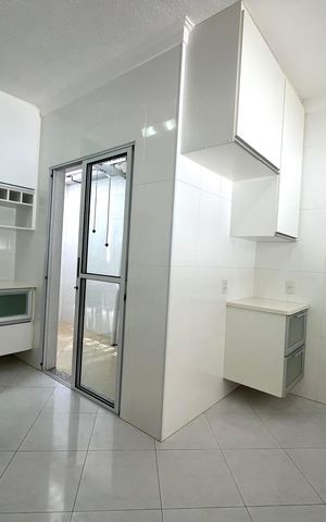 Casa à venda com 230m², 4 quartos e 4 vagas Casa à venda com 230m², 4 quartos e 4 vagasCozinha