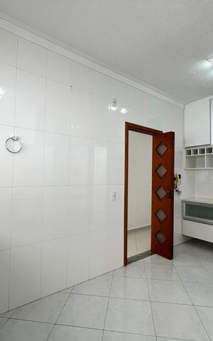 Casa à venda com 230m², 4 quartos e 4 vagasCozinha
