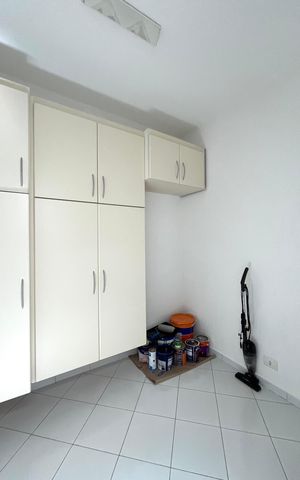 Casa à venda com 230m², 4 quartos e 4 vagas Casa à venda com 230m², 4 quartos e 4 vagasQuarto de Serviço