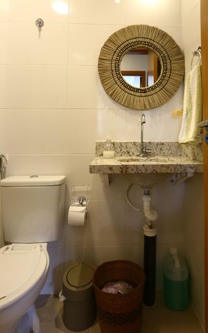 Apartamento à venda com 52m², 2 quartos e 1 vaga Apartamento à venda com 52m², 2 quartos e 1 vagaBanheiro